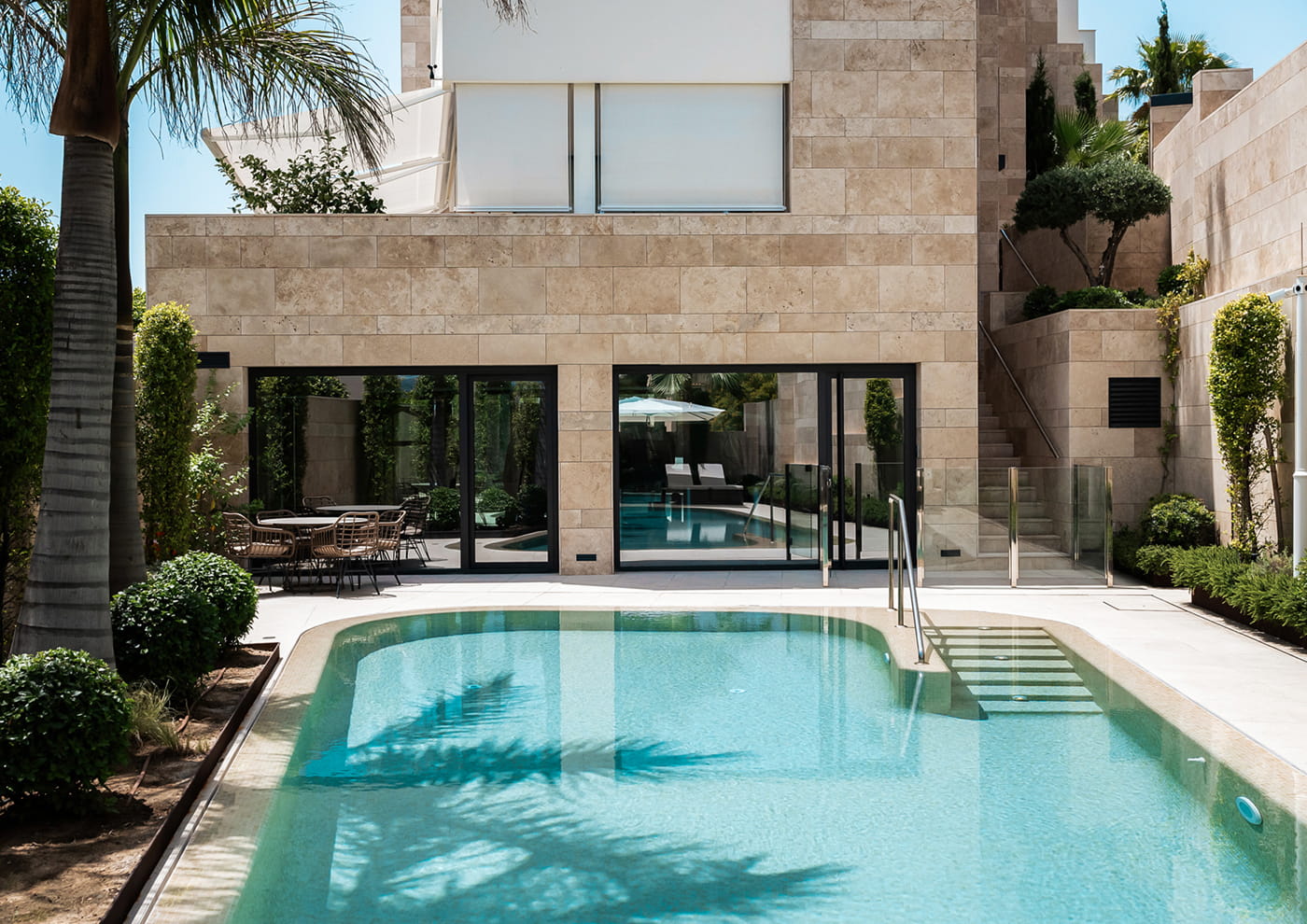 Rivera Lifestyle Grand View